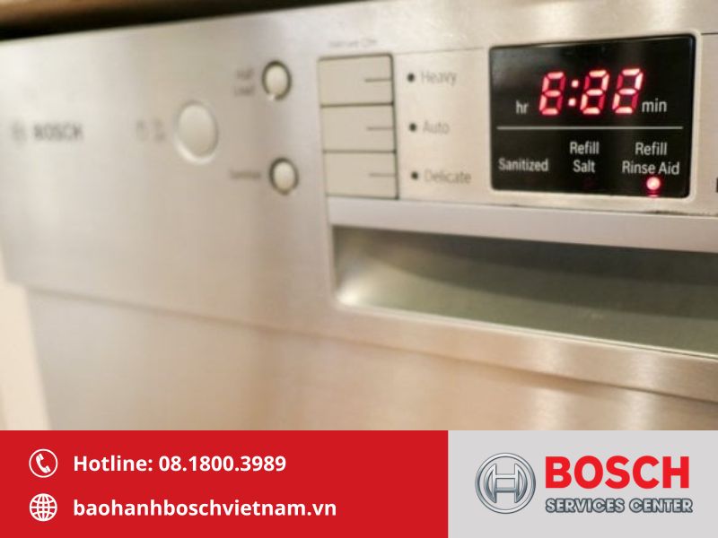 Lỗi E22 máy rửa bát Bosch cảnh báo hệ thống thoát nước hoạt động kém hiệu quả